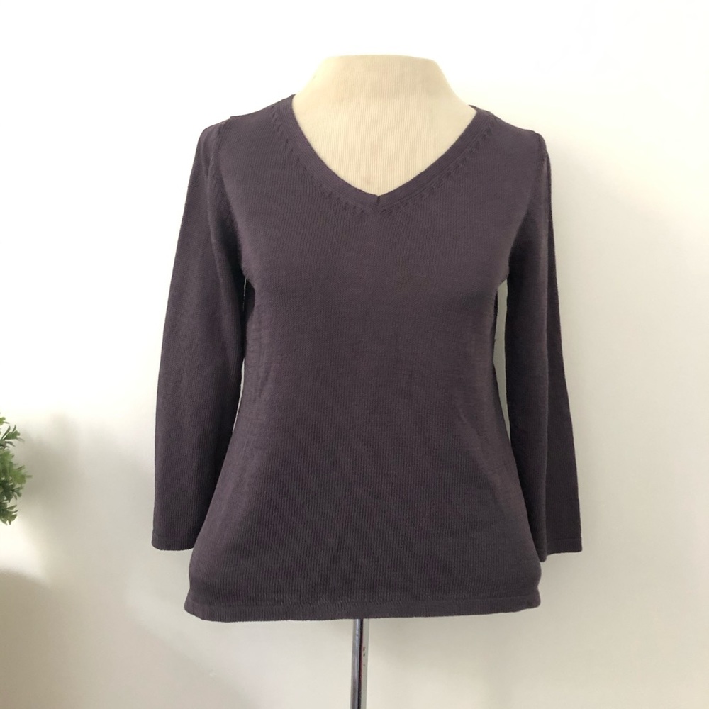 Eileen Fisher long sleeve v neck top